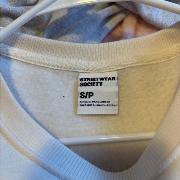 Cropped sweater - Picture 2 of 2